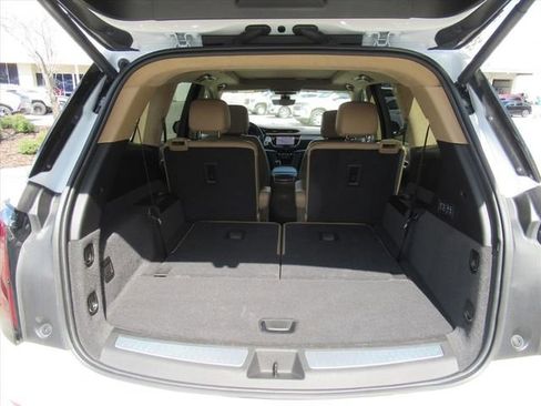 Certified 2025 Cadillac XT6 Sport w/ Platinum Package image 37