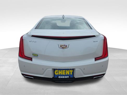 Used 2019 Cadillac XTS Luxury w/ Driver Awareness Package AWD/4WD image 4