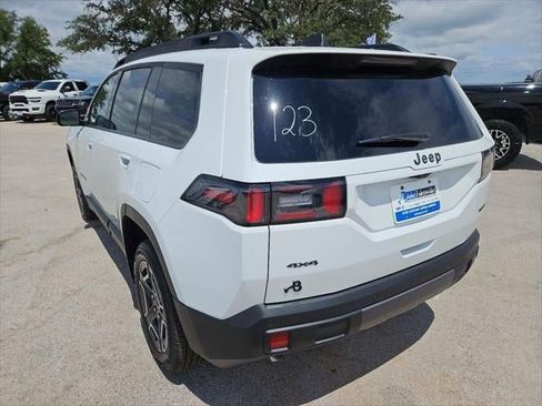 New 2026 Jeep Cherokee Laredo AWD/4WD image 35