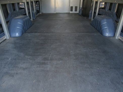 Used 2019 Ford Transit 250 148 High Roof Extended image 10