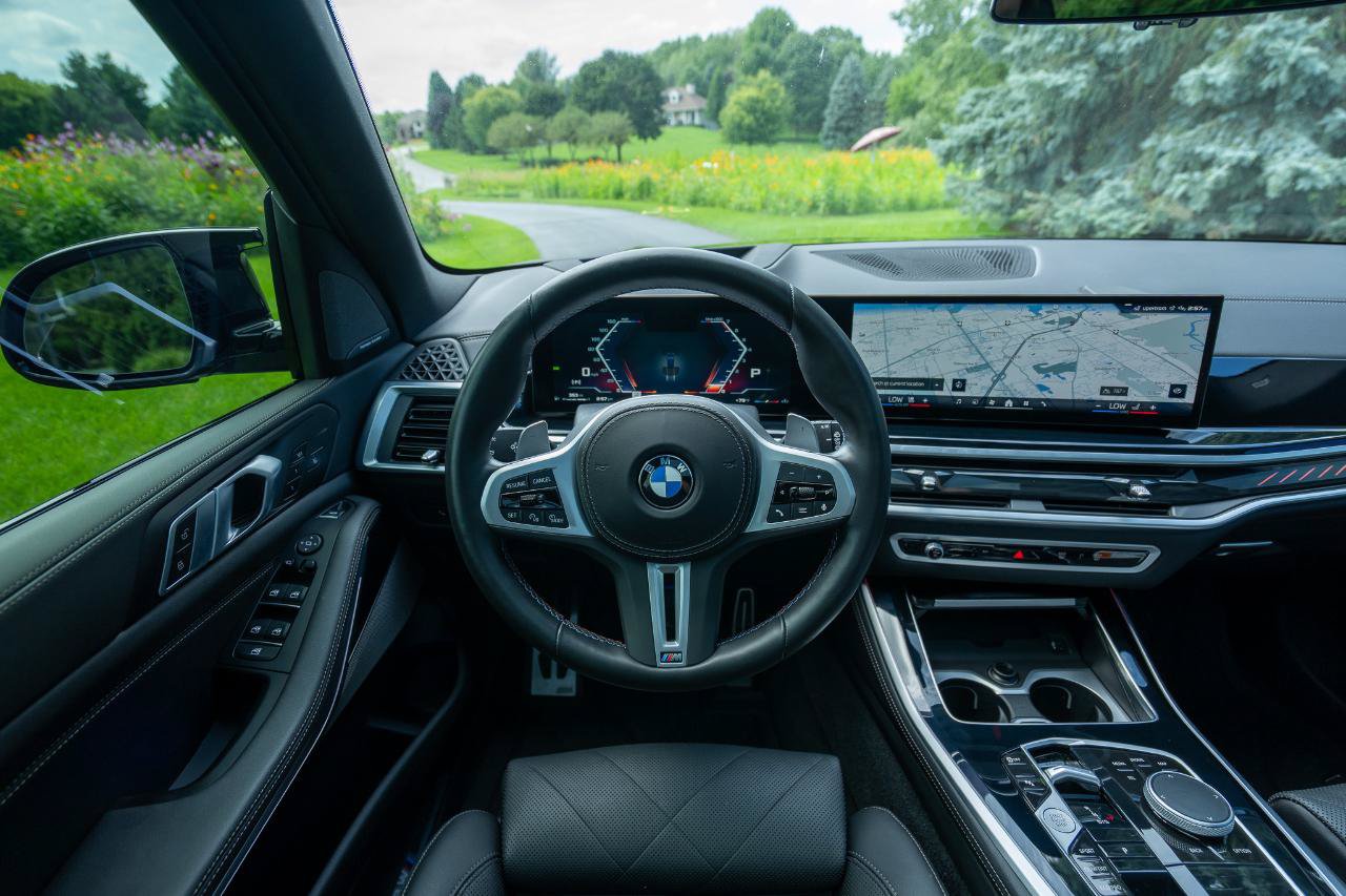 Used 2025 BMW X5 M60i AWD/4WD image 14