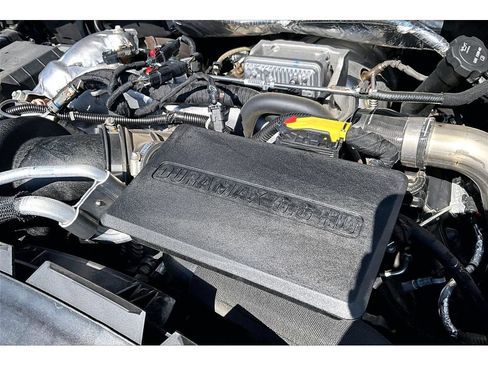 Used 2022 Chevrolet Silverado 3500 LTZ w/ LTZ Convenience Package AWD/4WD image 32