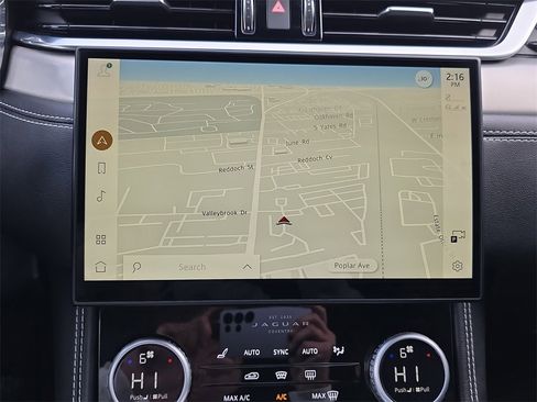 Used 2024 Jaguar F-PACE R-Dynamic S image 24