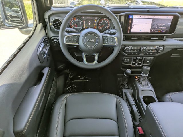 New 2026 Jeep Wrangler Unlimited Sahara AWD/4WD image 16