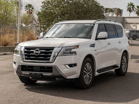 Used 2021 Nissan Armada SL image 3