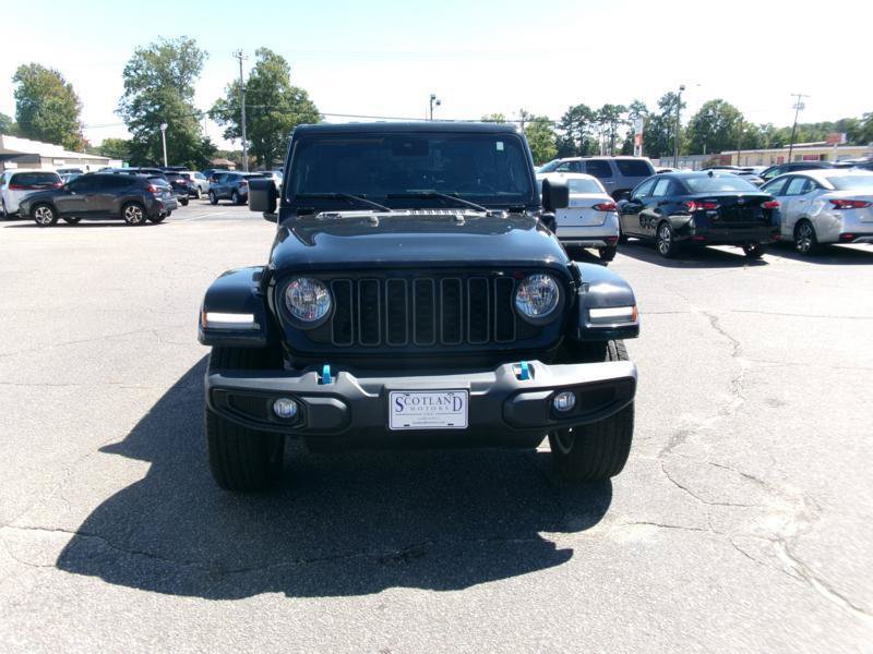 Used 2024 Jeep Wrangler Unlimited AWD/4WD image 13