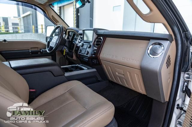 Used 2016 Ford F250 Lariat w/ Lariat Ultimate Package AWD/4WD image 25
