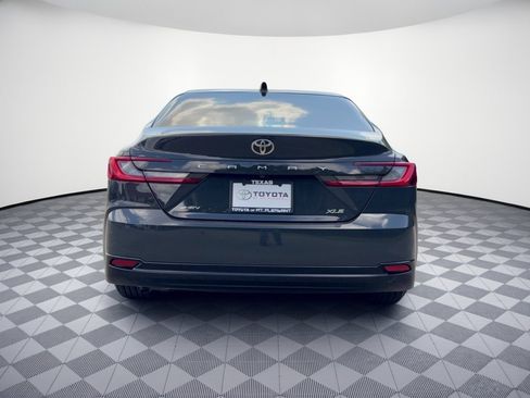 Used 2026 Toyota Camry XLE w/ Premium Plus Package FWD image 11