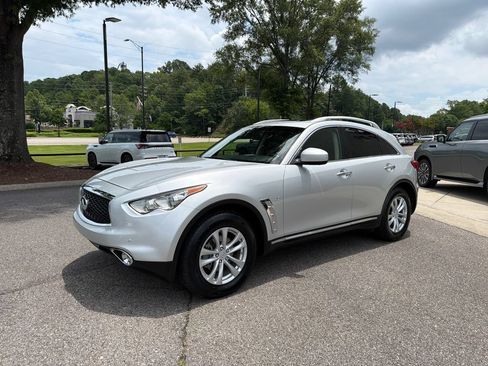 Used 2017 INFINITI QX70 2WD w/ Premium Package image 5