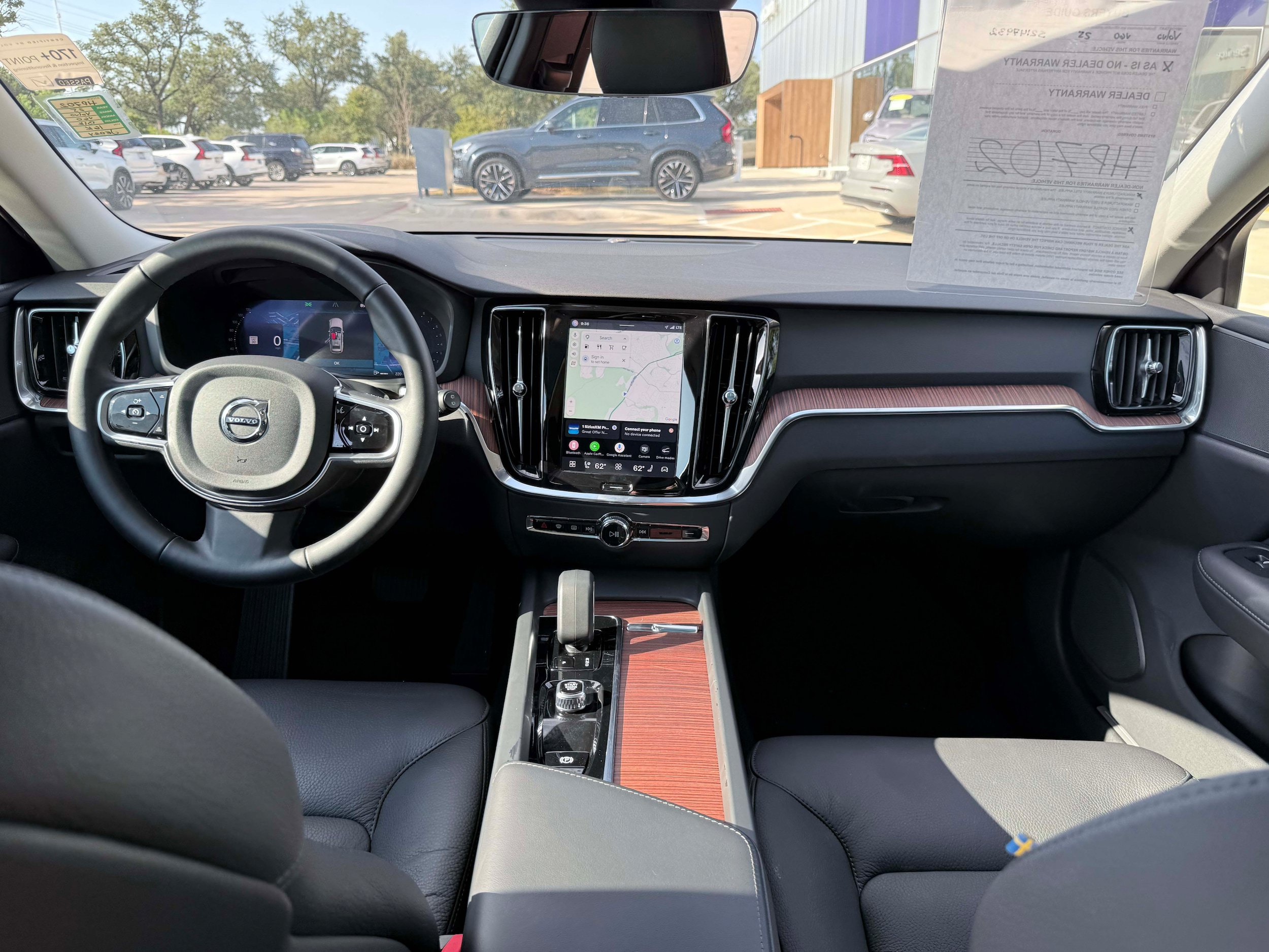 Certified 2025 Volvo V60 B5 Cross Country Plus AWD/4WD image 17