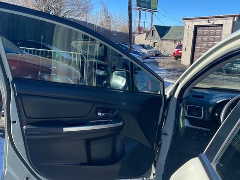 Used 2017 Subaru Crosstrek 2.0i Limited w/ Popular Package #2 image 10