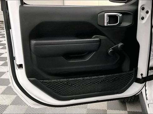 Used 2022 Jeep Wrangler Unlimited Sport AWD/4WD image 20