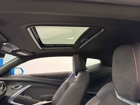 Used 2023 Chevrolet Camaro ZL1 RWD image 11