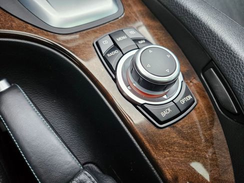 Used 2010 BMW 528i xDrive Sedan w/ Premium Pkg image 22