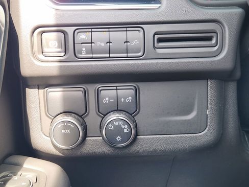 Certified 2022 Chevrolet Tahoe Premier RWD image 21