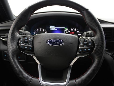 Used 2022 Ford Explorer ST-Line image 29