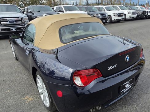 Used 2008 BMW Z4 3.0i RWD image 5