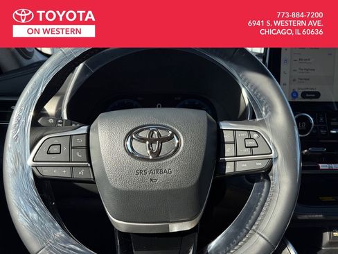New 2025 Toyota Highlander Limited image 40