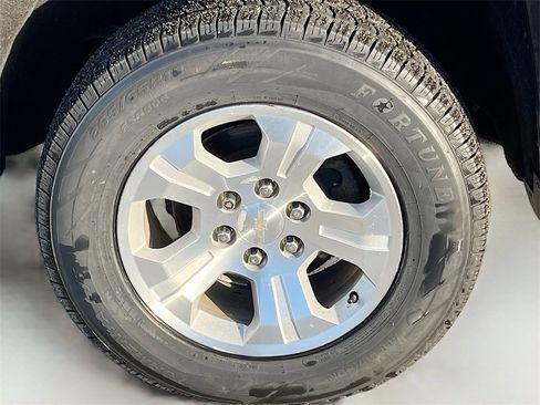 Used 2018 Chevrolet Silverado 1500 LT w/ All Star Edition image 30