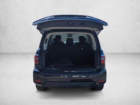 Used 2023 Nissan Armada SL image 6