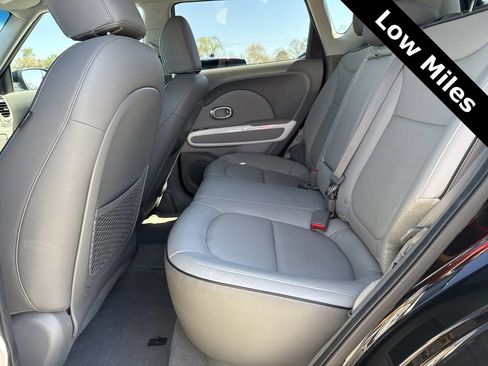Used 2017 Kia Soul EV + w/ Sun & Fun Package image 24