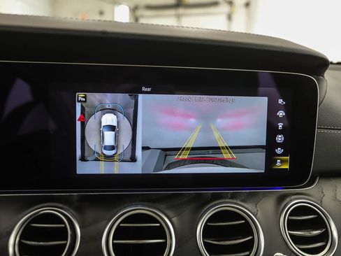 Used 2022 Mercedes-Benz E 53 AMG 4MATIC Sedan image 18