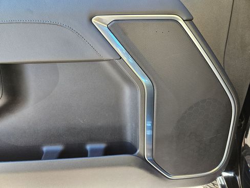 Used 2022 Chevrolet Silverado 1500 RST AWD/4WD image 13