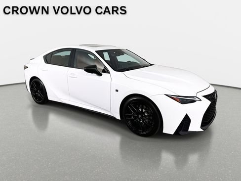Used 2024 Lexus IS 500 w/ Accessory Package image 4