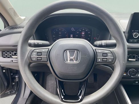 Used 2024 Honda Accord EX image 17