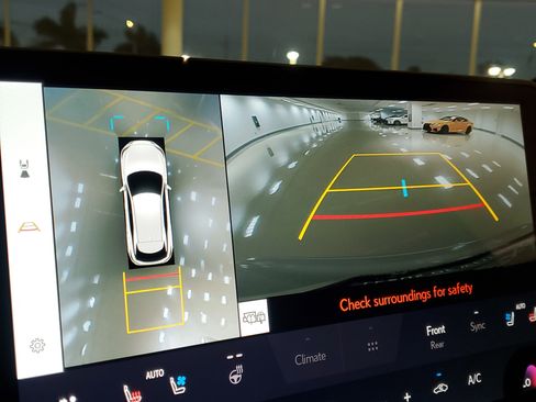 Used 2025 Lexus RX 350 Premium w/ Convenience Package image 32