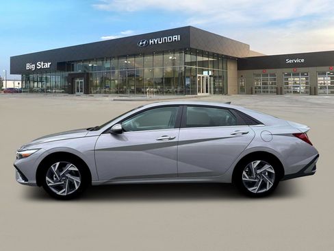 New 2026 Hyundai Elantra Limited image 3