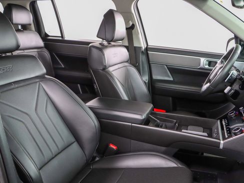 Used 2025 Hyundai Santa Fe XRT image 28