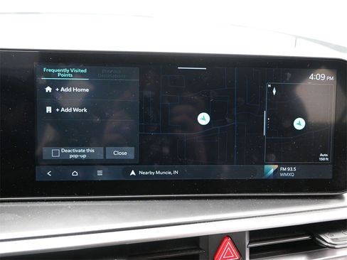 Certified 2025 Kia Sorento S image 28