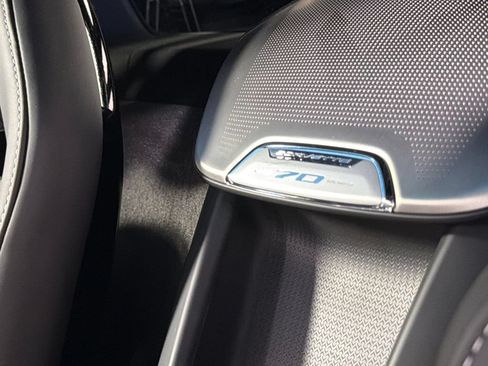 Certified 2023 Chevrolet Corvette Stingray Preferred Cpe w/ Z51 Performance Package RWD image 38