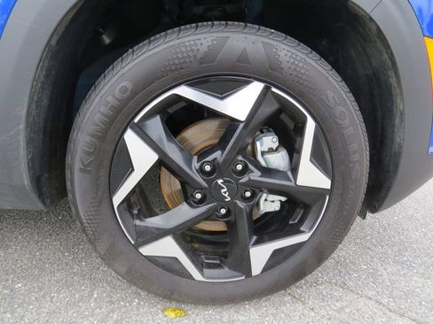 Used 2025 Kia Seltos S FWD image 10
