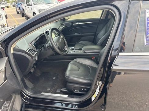 Used 2020 Ford Fusion Titanium FWD image 20