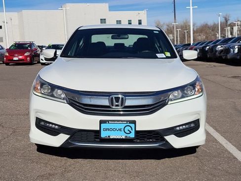 Used 2017 Honda Accord Sport Special Edition image 9