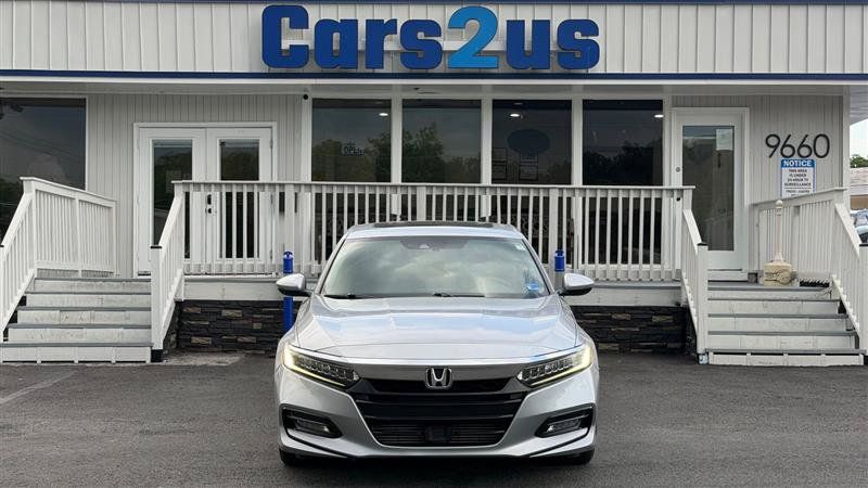 Used 2018 Honda Accord Touring image 10