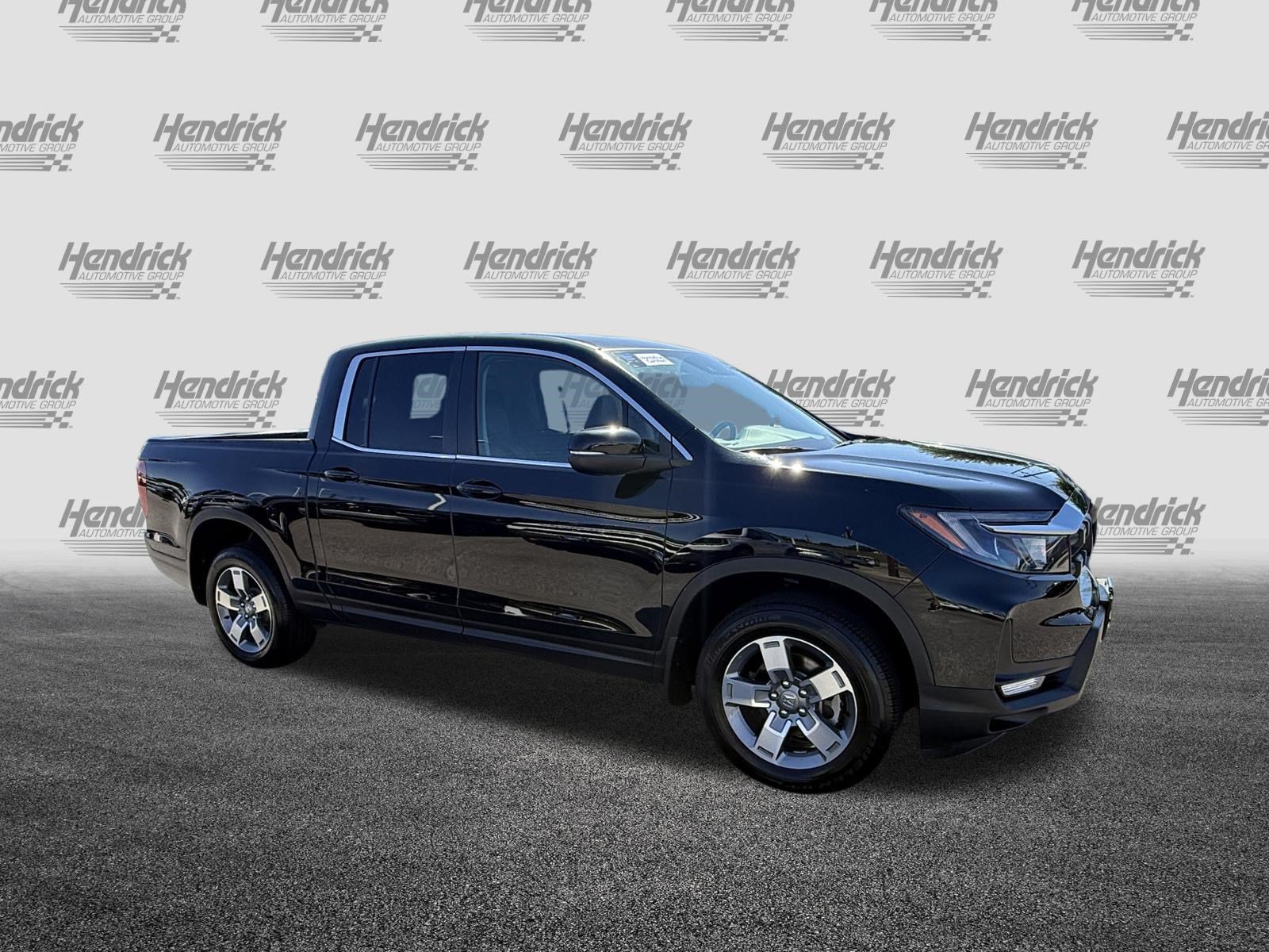 Certified 2025 Honda Ridgeline RTL image 2