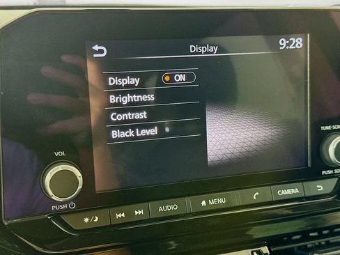 Used 2024 Nissan Pathfinder SV FWD image 15