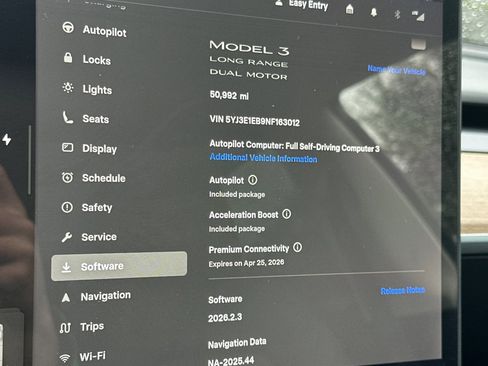 Used 2022 Tesla Model 3 Long Range image 33