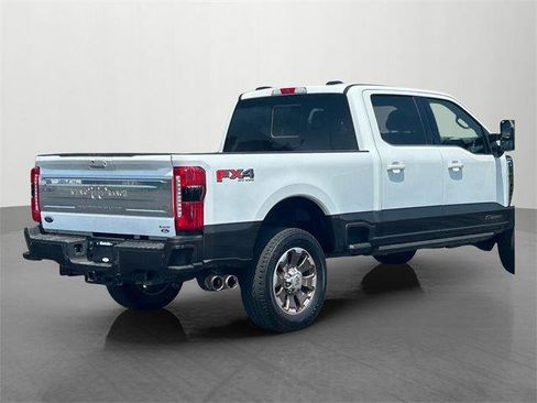Used 2024 Ford F250 King Ranch w/ FX4 Off-Road Package image 11