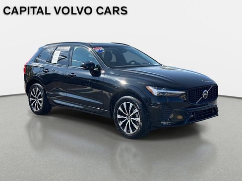Certified 2025 Volvo XC60 B5 Plus image 3