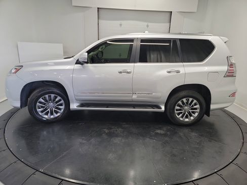 Used 2014 Lexus GX 460 Luxury image 4
