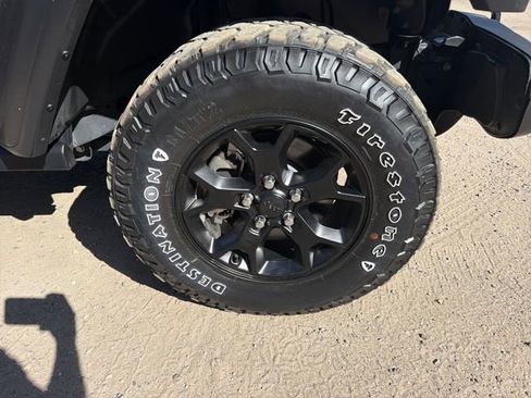 Used 2021 Jeep Wrangler Sport AWD/4WD image 28