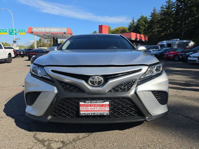 Used 2018 Toyota Camry SE FWD image 20
