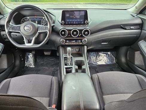 Used 2021 Nissan Sentra SV image 7