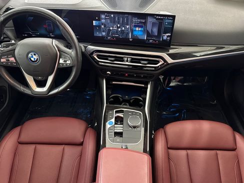 Used 2023 BMW i4 eDrive40 w/ Premium Package RWD image 15