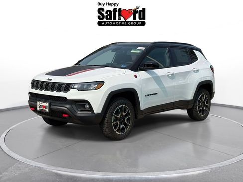 New 2026 Jeep Compass Trailhawk w/ Sun, Sound & Navigation Group AWD/4WD image 1