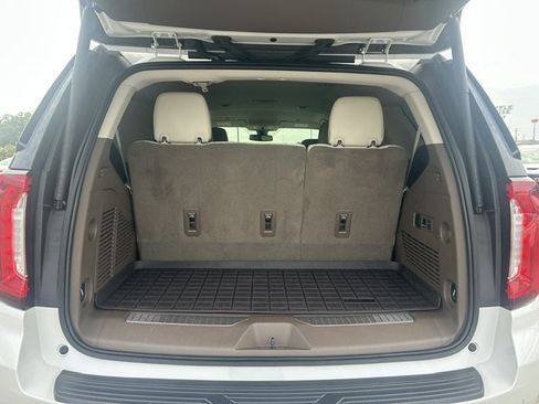 Used 2021 GMC Yukon Denali RWD image 8